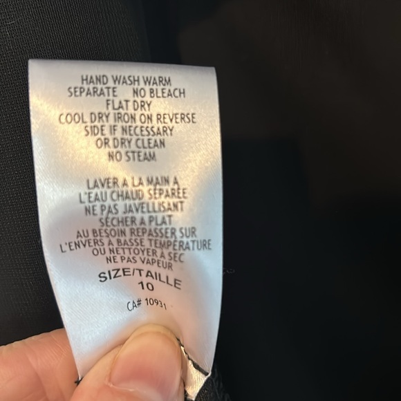 Black gauzy formal dress - Picture 6 of 6